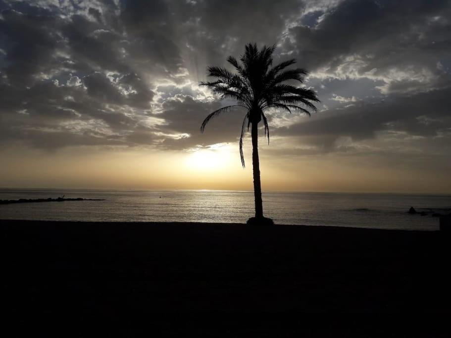 Central Estepona 3 Bed Apt With Pool And Parking Exterior foto