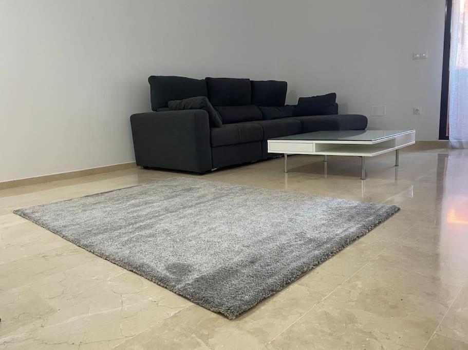 Central Estepona 3 Bed Apt With Pool And Parking Exterior foto