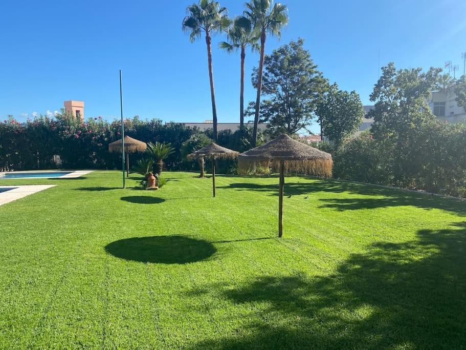 Central Estepona 3 Bed Apt With Pool And Parking Exterior foto