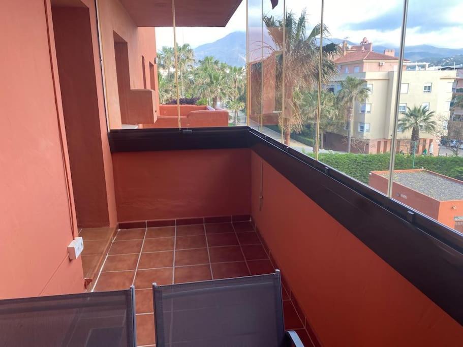 Central Estepona 3 Bed Apt With Pool And Parking Exterior foto